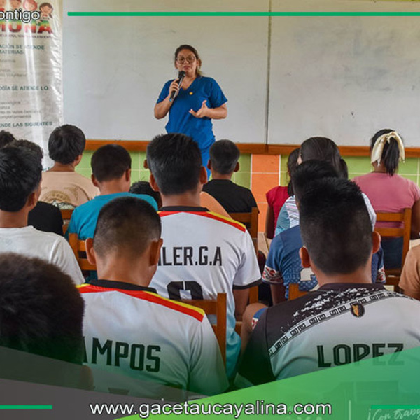 Taller en Atalaya promueve convivencia pacífica y derechos estudiantiles