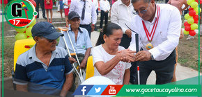 Alcalde de la Provincia de Ucayali entrega bastones a personas con discapacidad