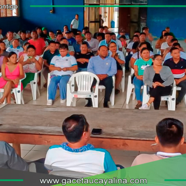 Alcalde de Tahuania insta a funcionarios a trabajar por el bienestar del distrito