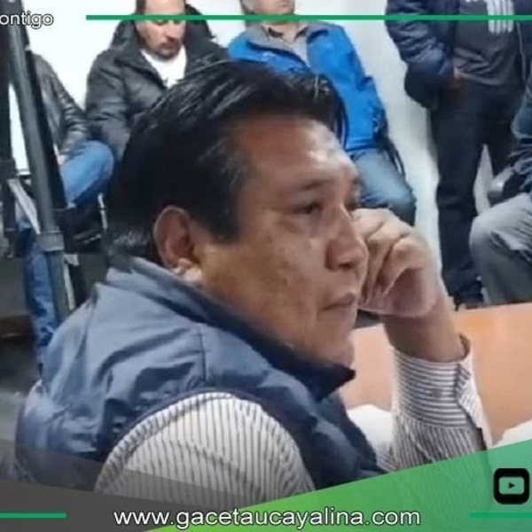 Regidor retirado de sesión por llegar presuntamente ebrio