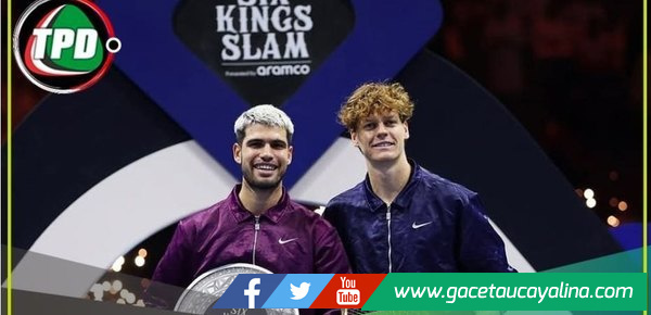 Jannik Sinner domina a Carlos Alcaraz y repite corona en el Six Kings Slam