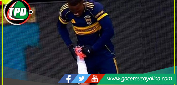 Luis Advíncula reaparece en Boca y recibe elogios por su entrega