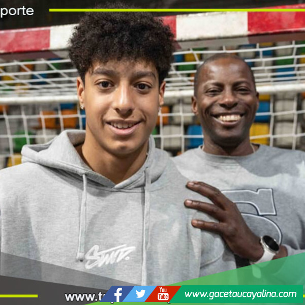 Marcos Fis deslumbra en Granollers y conquista al balonmano español