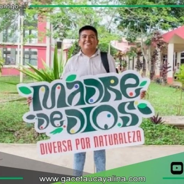 Estudiante ilustre ganador de una Beca de Permanencia 