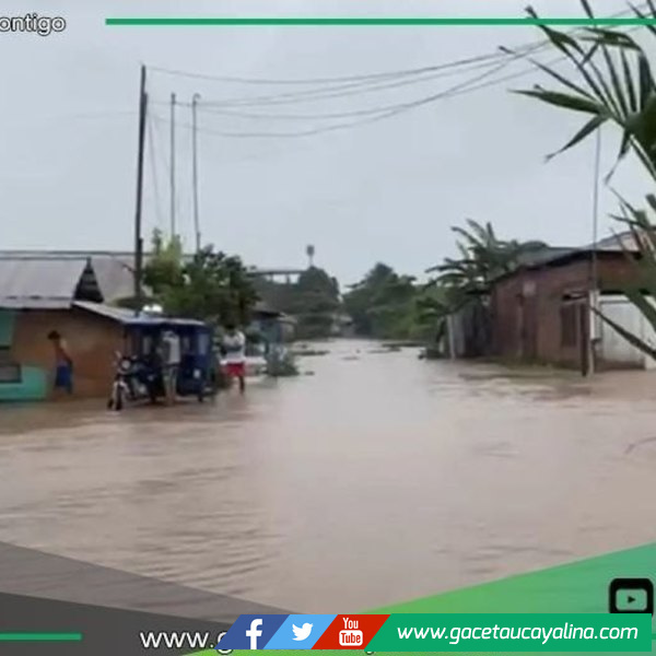 Torrencial lluvia deja caos y graves inundaciones en Pucallpa