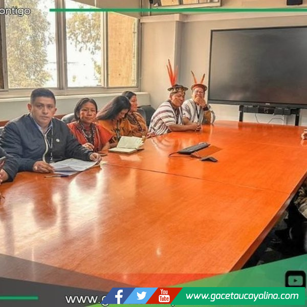 Alcalde de Sepahua logra compromiso de Provías para vía Poyeni