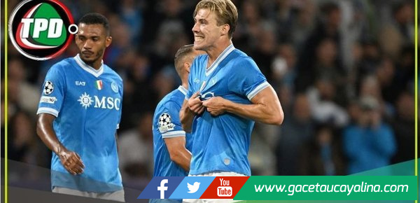 Napoli derrota 2-0 al Sporting de Lisboa con goles de Hojlund y Luis Suárez