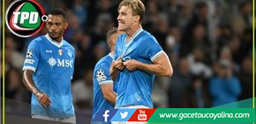 Napoli derrota 2-0 al Sporting de Lisboa con goles de Hojlund y Luis Suárez