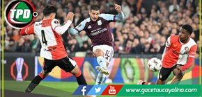Aston Villa juega con clase, vence 0-2 al Feyenoord y se consolida en la cima de la tabla