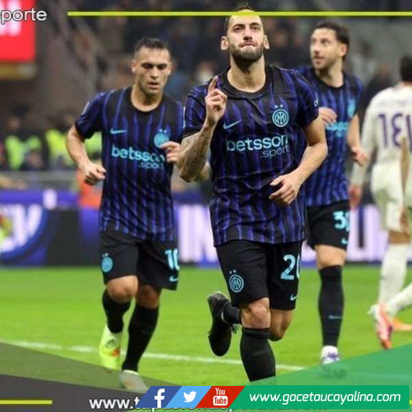 Inter ganó 3-0 a Fiorentina y le arrebató el tercer lugar de la Serie A al Milan