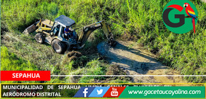 Municipalidad de Sepahua limpia canales pluviales del aeródromo distrital