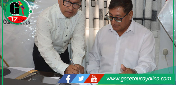 Alcalde de la Provincia de Ucayali firma convenio para Casa Materna