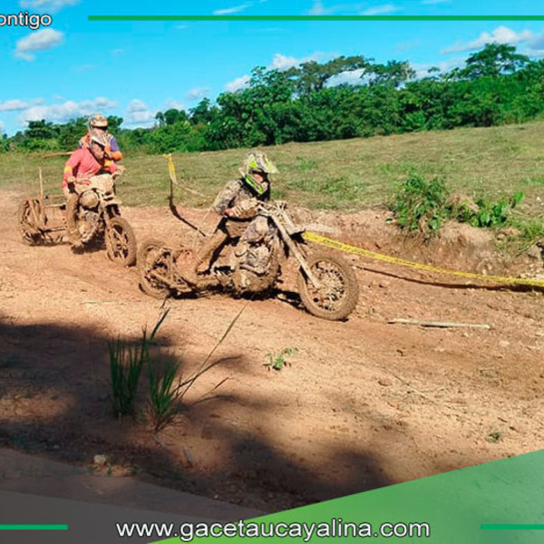 Motokar Cross brilla en el Carnaval Sepahuino 2025 