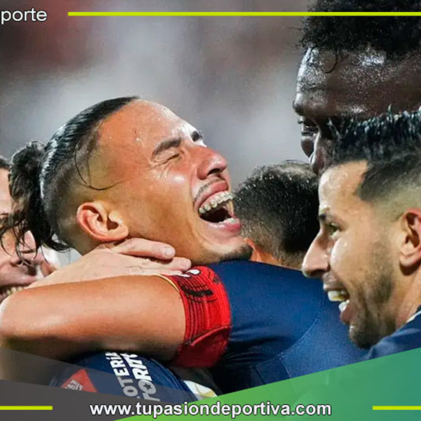 Alianza Lima golea 3-0 en estreno de Liga1 2025