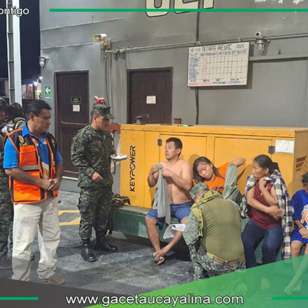 Marina y Serenazgo salva a familia tras naufragio en río Ucayali