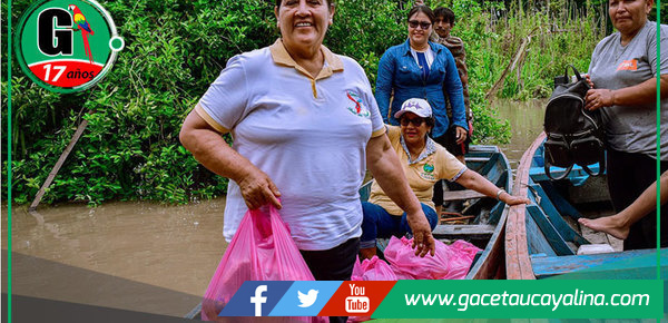 Alcalde y regidores llevan ayuda a damnificados en Contamana