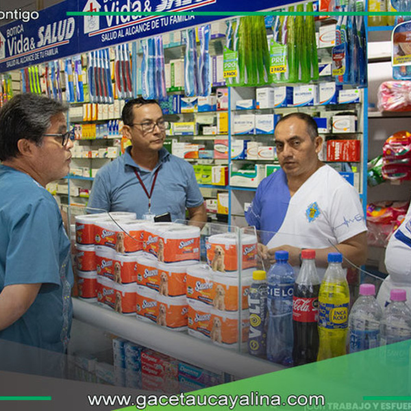 Municipalidad de Atalaya clausura farmacia por vender medicamentos vencidos