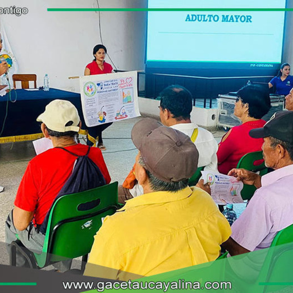 Charla sensibiliza sobre buen trato al adulto mayor