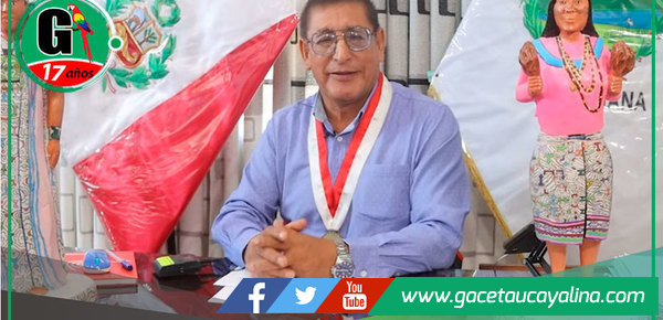 Alcalde de Contamana saluda a madres en su día