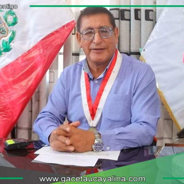 Alcalde de Contamana saluda a madres en su día