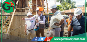 Alcalde supervisa avances en losa deportiva de Atalaya