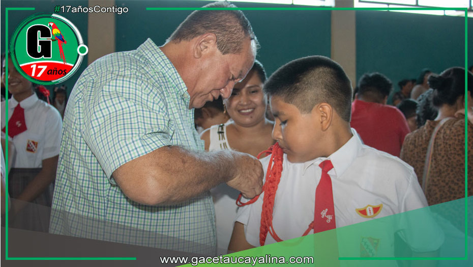 Alcalde juramenta brigadieres escolares en colegio de Atalaya