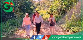 Alcalde supervisa mejoras viales en carretera de Villa Contamana