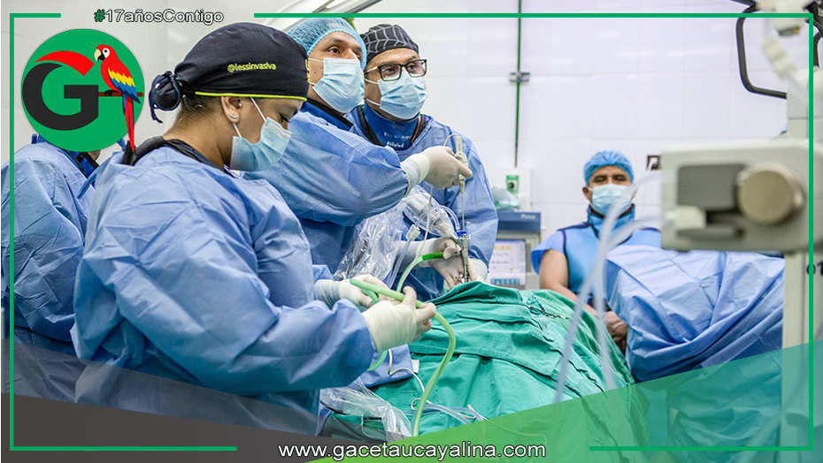 EsSalud Pucallpa marca un hito médico con su primera cirugía laparoscópica de columna