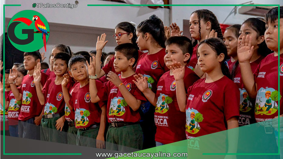 82 jóvenes se juramentan como guardianes del ambiente en Pucallpa