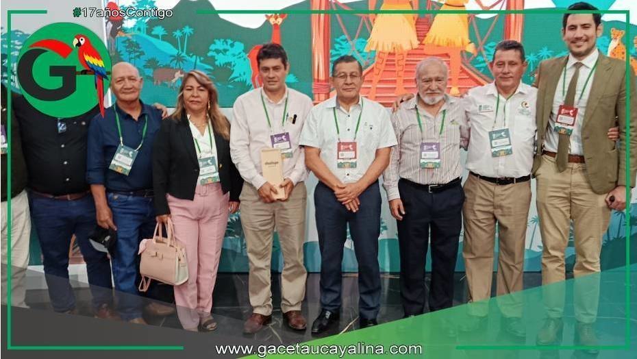 Presidente del Congreso clausura VI Congreso de Emprededores y exige leyes para la Amazonía