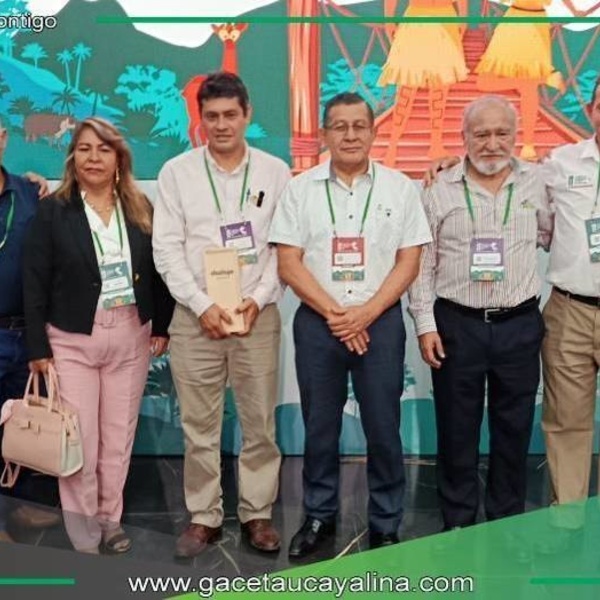 Presidente del Congreso clausura VI Congreso de Emprededores y exige leyes para la Amazonía