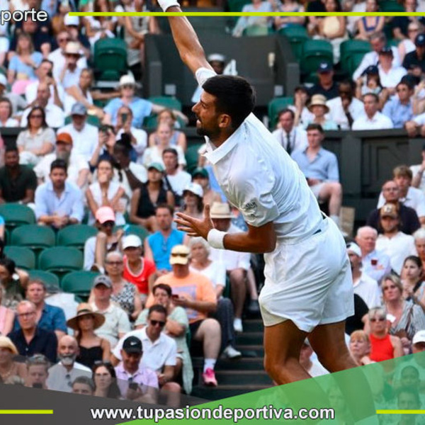 Djokovic accede a semifinales de Wimbledon por décima vez consecutiva