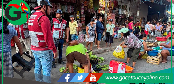 Operativo recupera vías públicas frente a comercio informal en Pucallpa