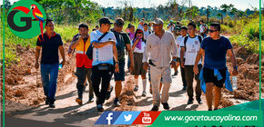 Alcalde lidera caminata por proyecto carretero Canaán Contamanillo