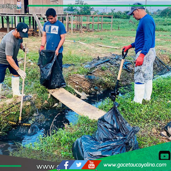 Barrio Manuel E. Rojas participa en gran minga comunal en Contamana