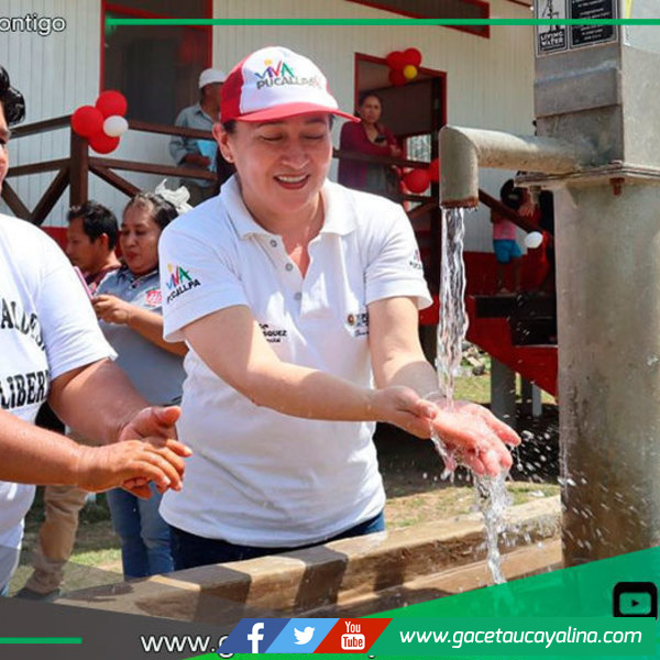 Alcaldesa Janet Castagne inaugura agua segura en caserío Libertad