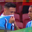 Erick Noriega comete dos penales en empate entre Gremio y Botafogo