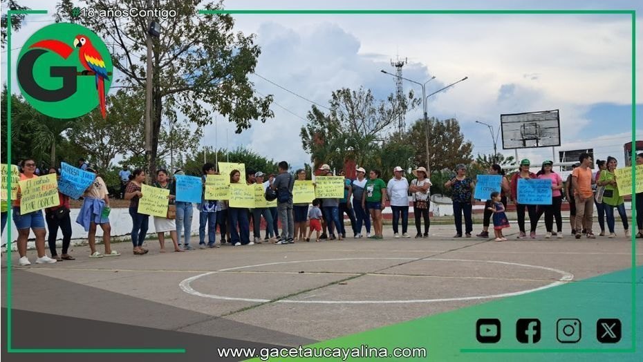 Vecinos de 9 de Octubre apoyan remodelación con busto patriótico en Pucallpa