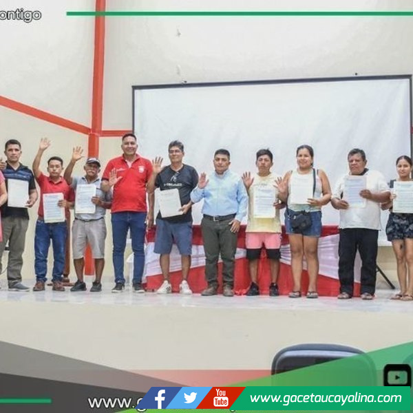 Sepahua entrega Resoluciones AREL a 13 piscicultores locales
