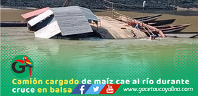 Tráiler con 35 toneladas de maíz se hunde en Huallaga San Martín