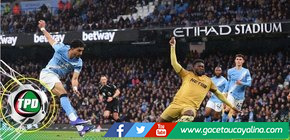 El City goleó 3-0 y sigue al acecho de Arsenal