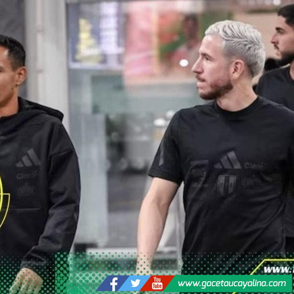 Selección peruana arribó a México para afrontar el partido con España