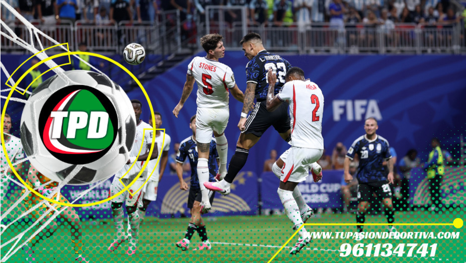 Argentina vence a Inglaterra y clasifica con gol agónico final